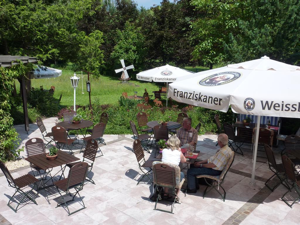Akzent Hotel Zur Wasserburg - Hotel Garni Bed & Breakfast Harpstedt Exterior foto