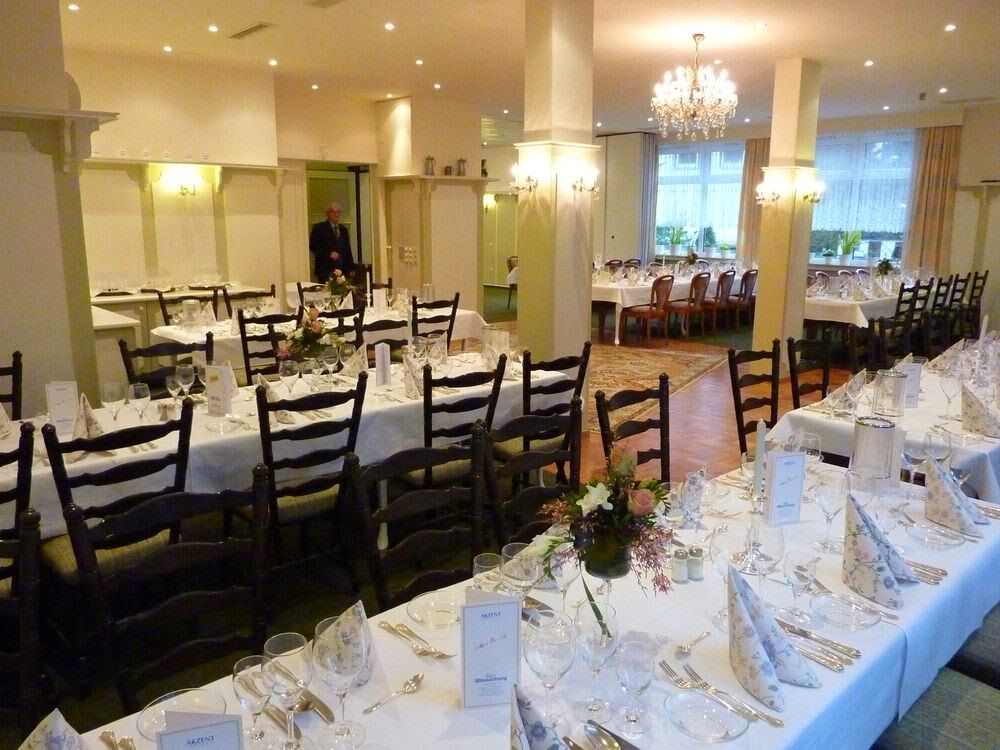 Akzent Hotel Zur Wasserburg - Hotel Garni Bed & Breakfast Harpstedt Exterior foto